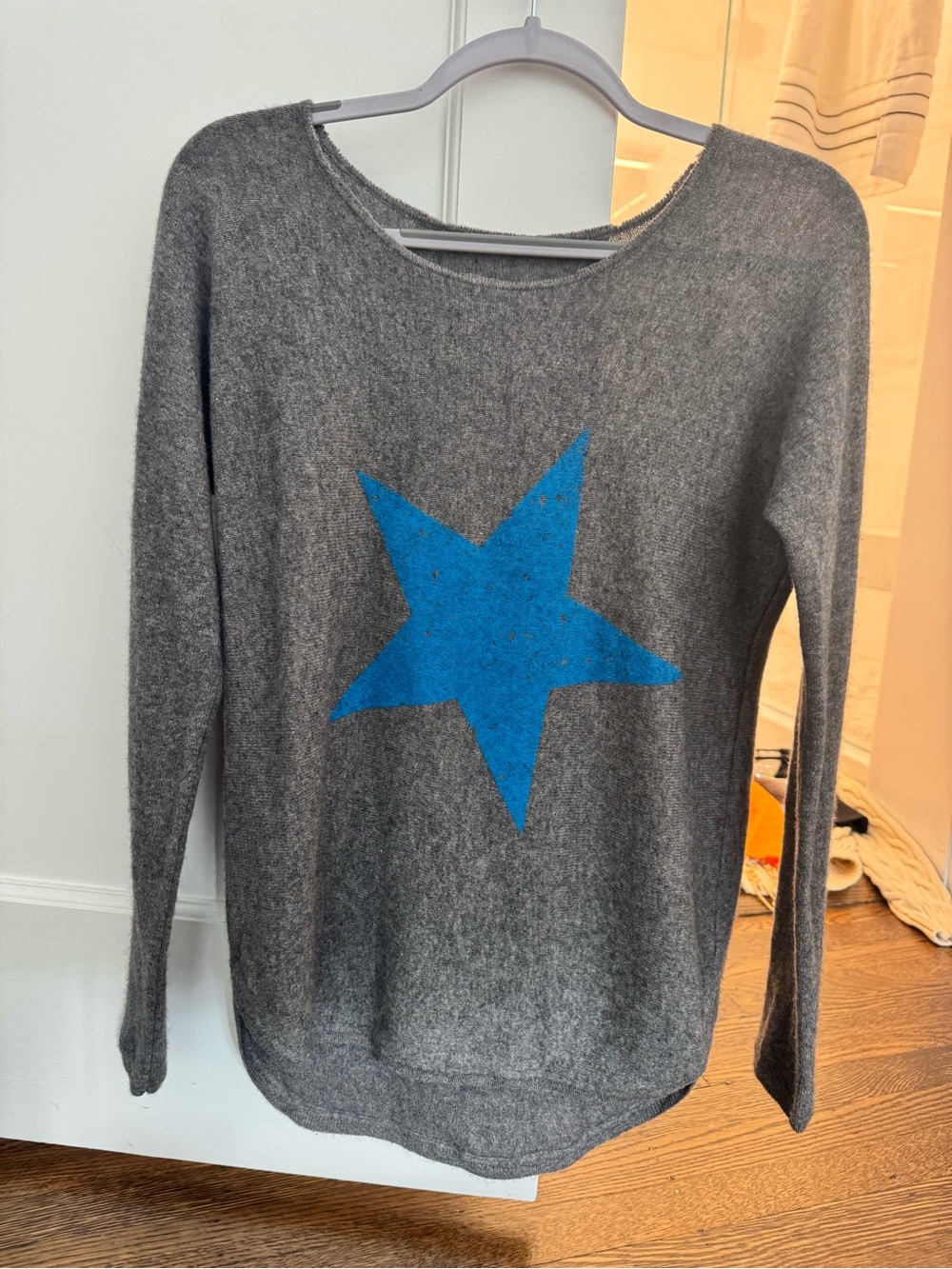 Gray cashmere Sweater - Blue Star graphic